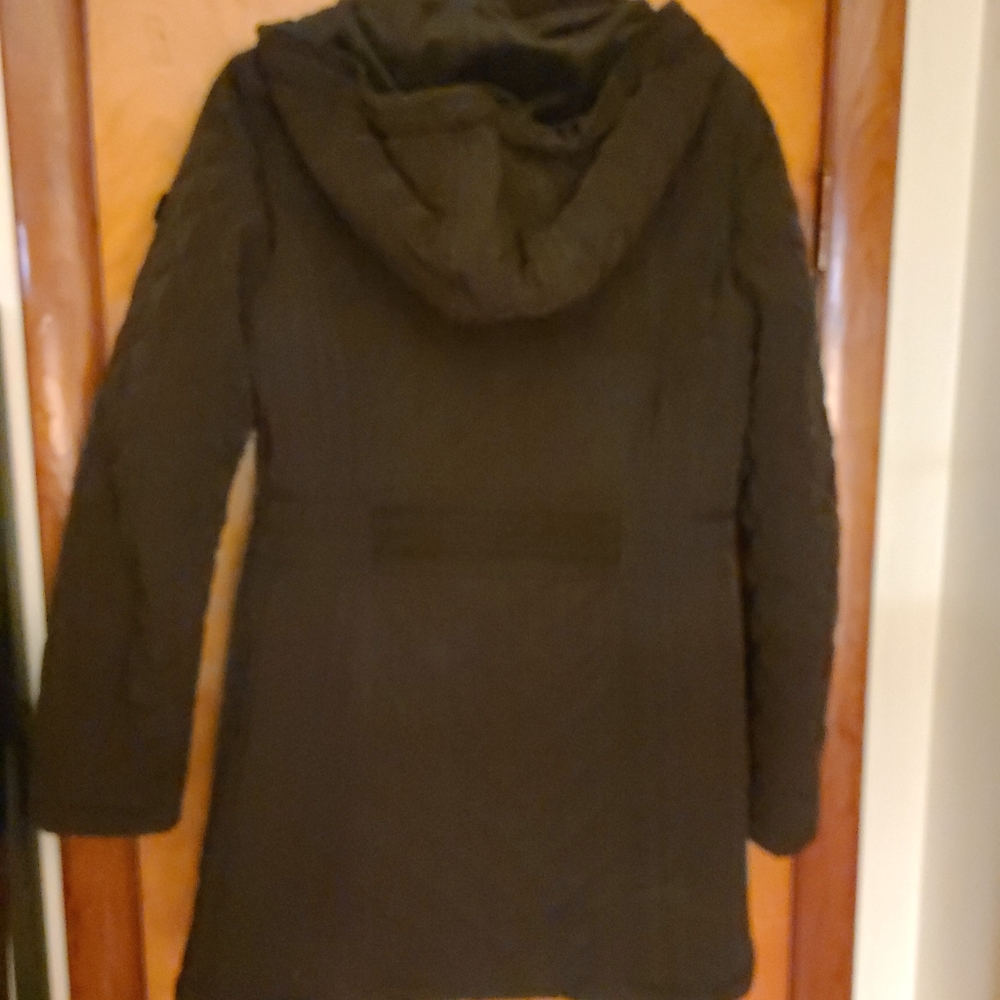 Clothing - Picture 3 of 6